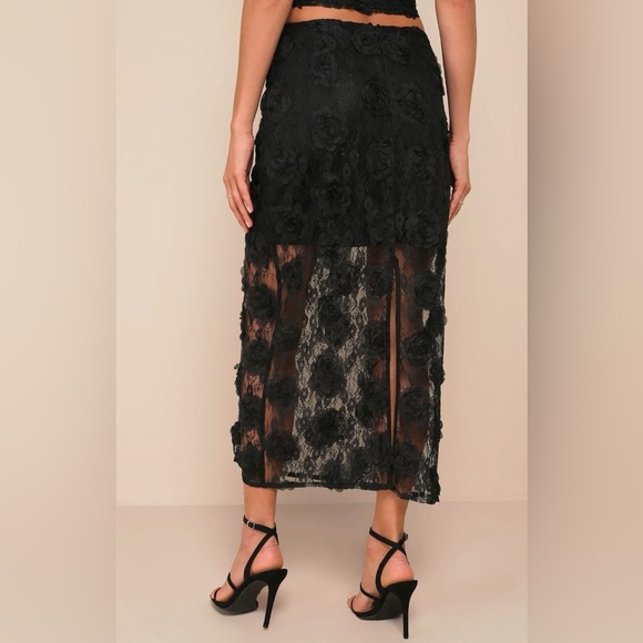 NEW with tags (NWT) Lulus Undeniable Effect Black Sheer Lace Rosette Midi Skirt - Picture 4 of 6